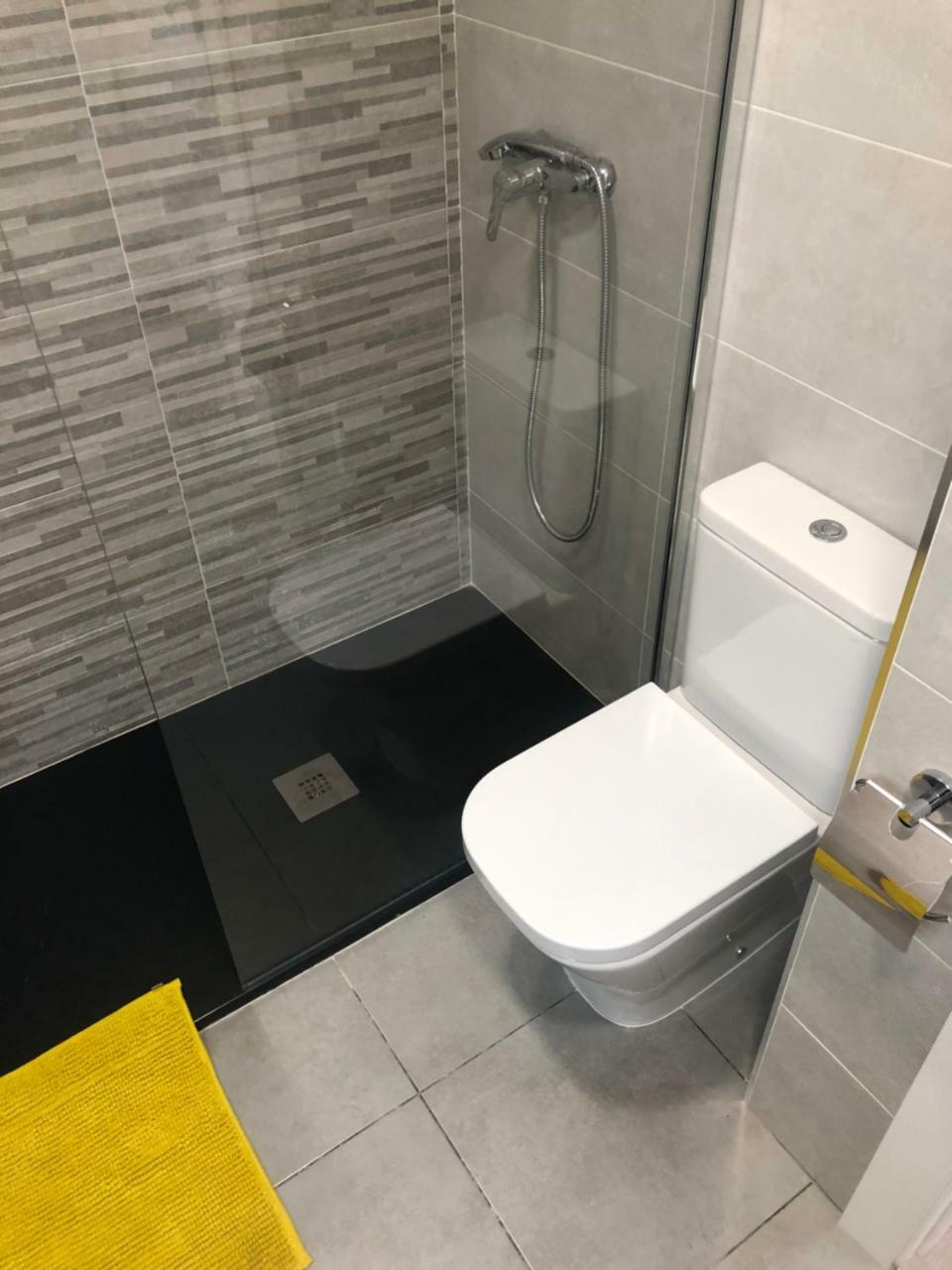 La Moderna Apartament Салоу Экстерьер фото